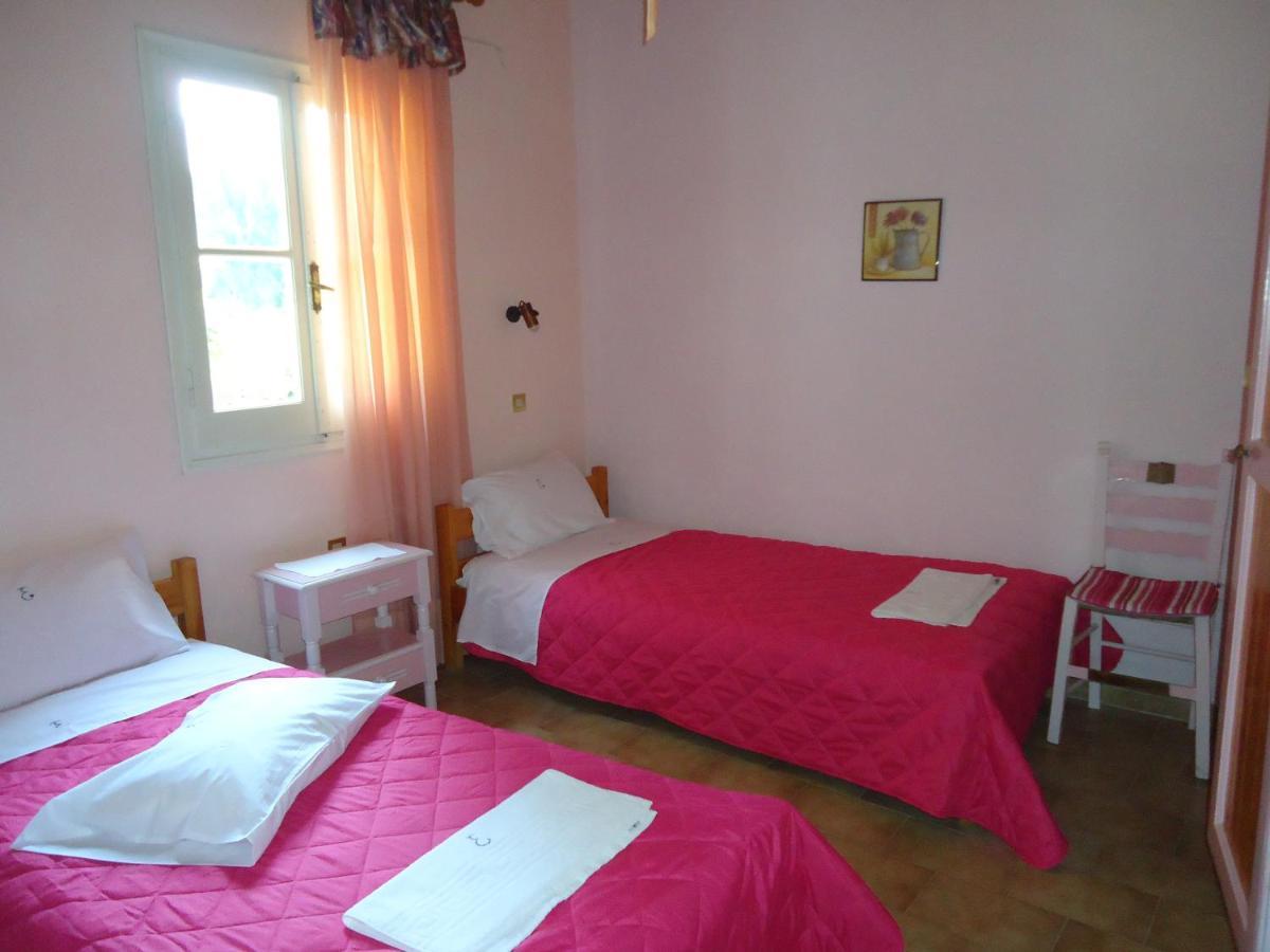 Errika Apartman Ípszosz Kültér fotó